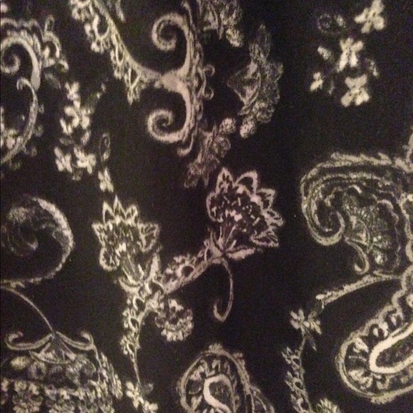 Maurices paisley leggings - Picture 4 of 4